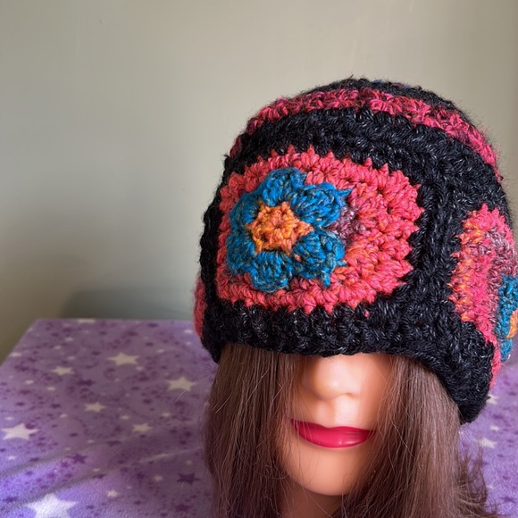 Crochet flowers medium acrylic yarn new - Picture 2 of 10